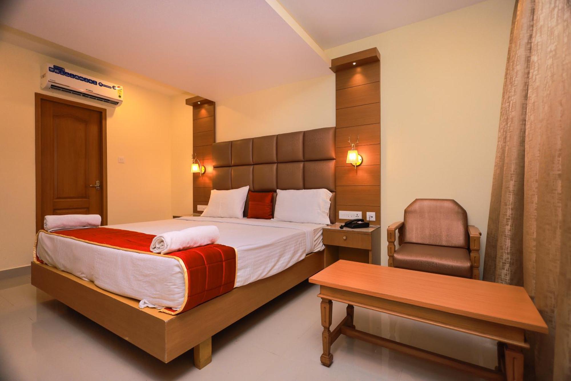 Hotel Sangam Канякумари Екстериор снимка
