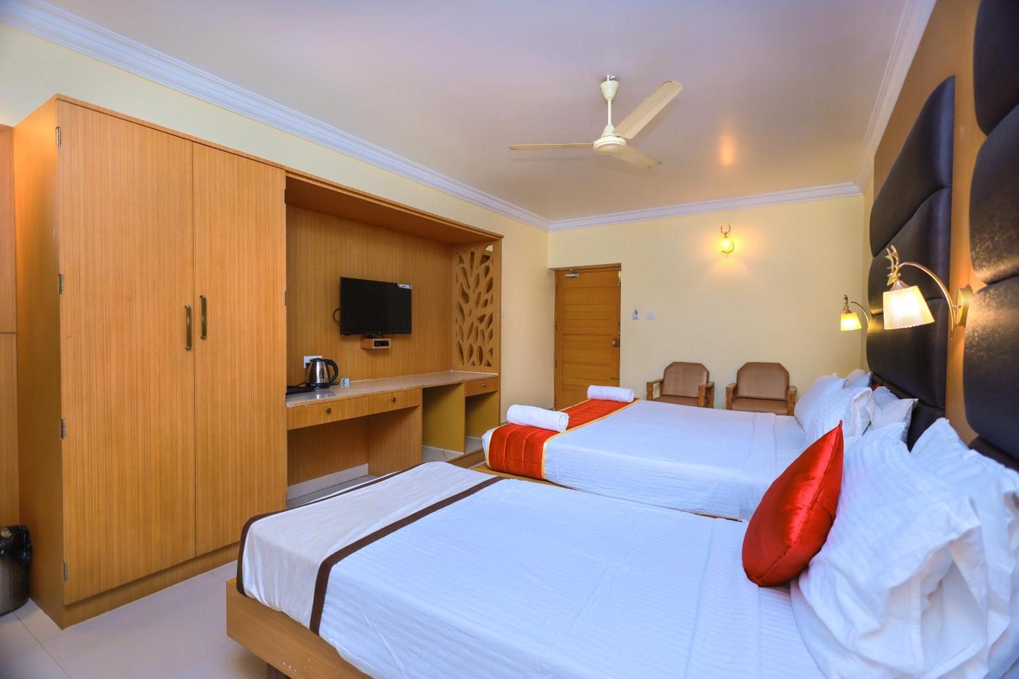 Hotel Sangam Канякумари Екстериор снимка