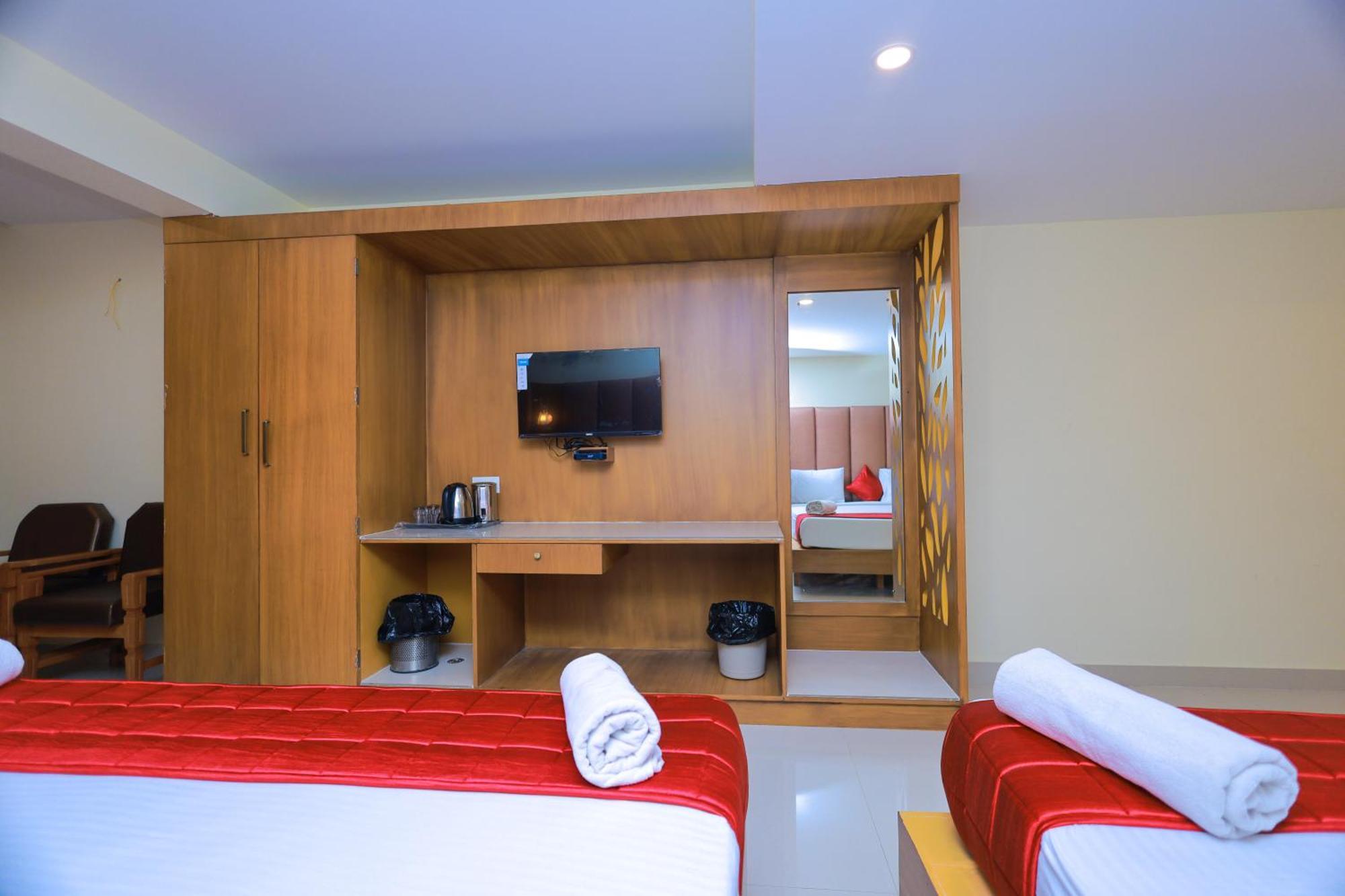 Hotel Sangam Канякумари Екстериор снимка