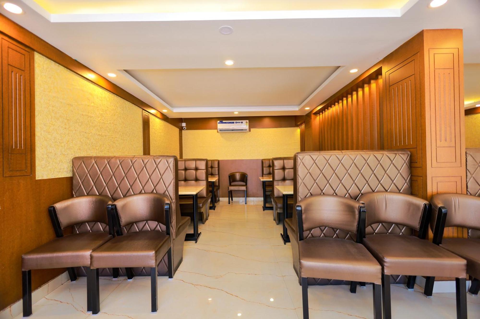 Hotel Sangam Канякумари Екстериор снимка