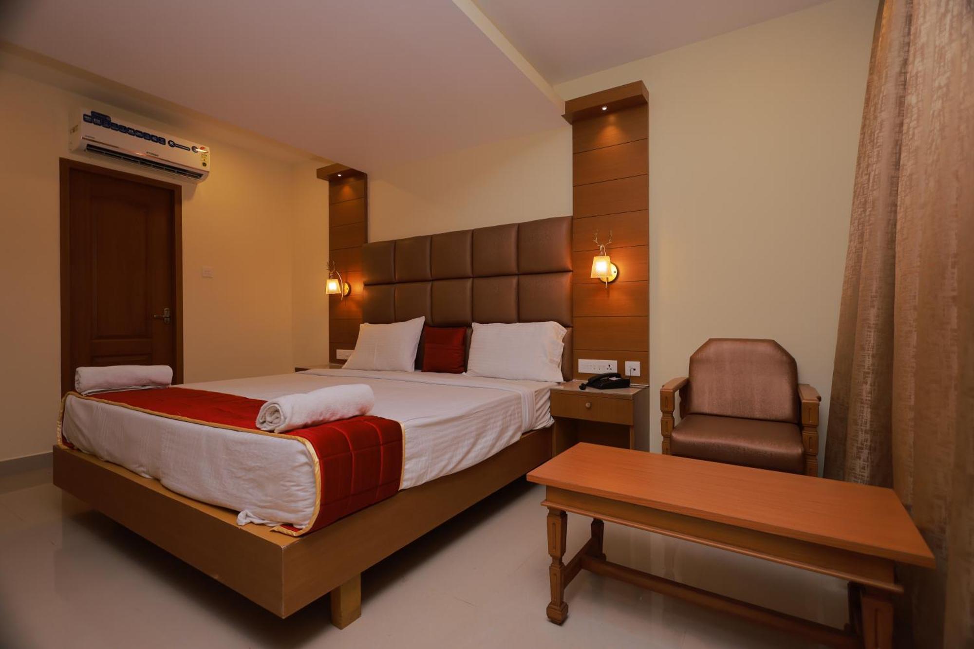 Hotel Sangam Канякумари Екстериор снимка