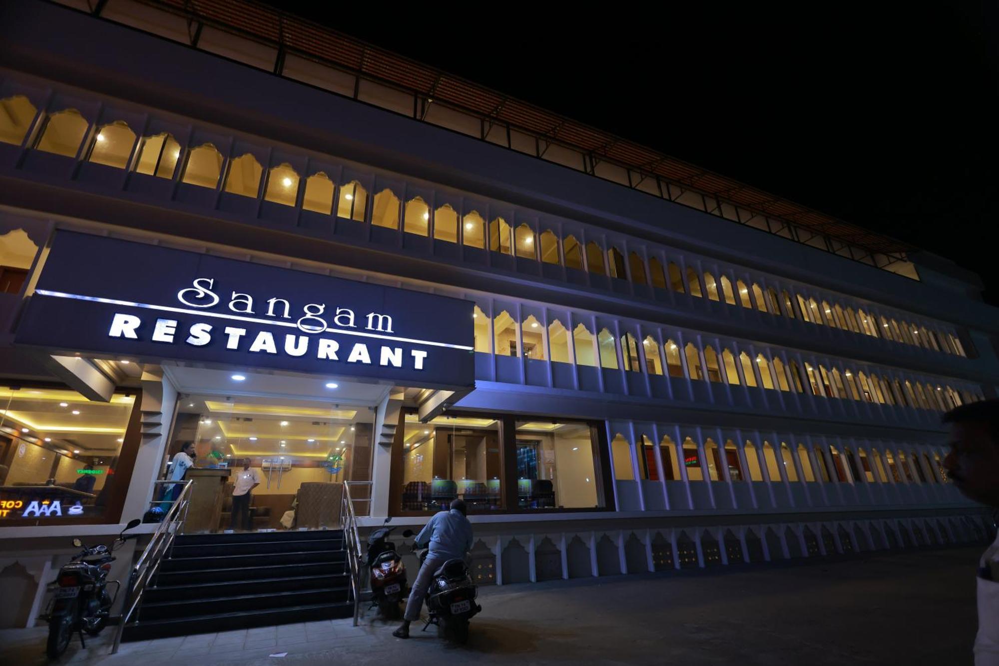 Hotel Sangam Канякумари Екстериор снимка