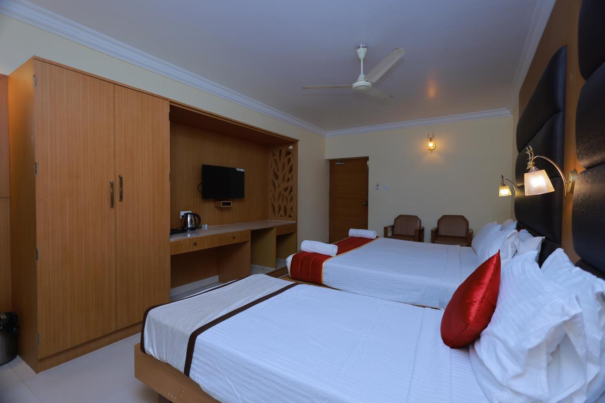 Hotel Sangam Канякумари Екстериор снимка