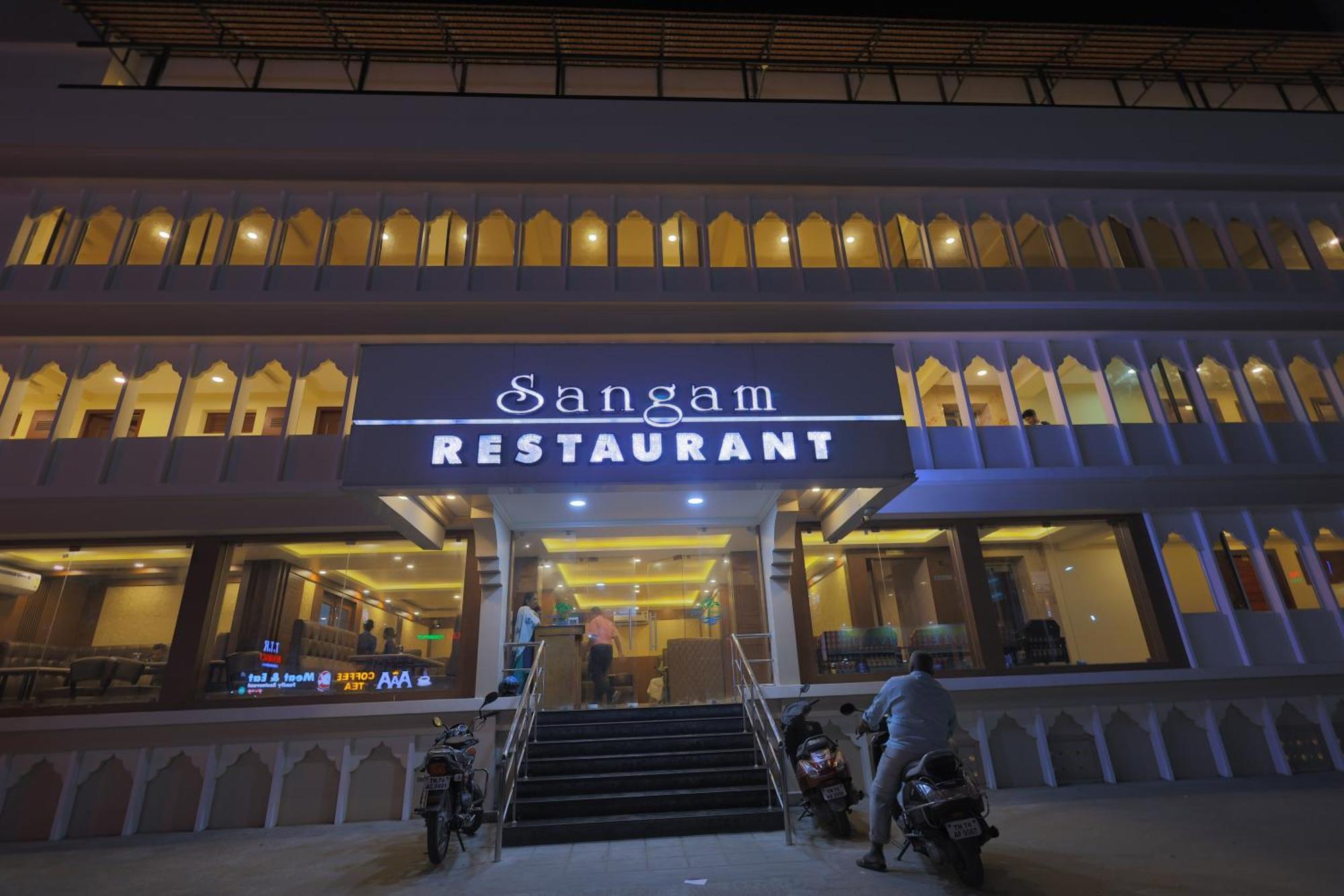 Hotel Sangam Канякумари Екстериор снимка